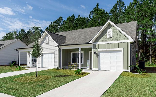 237 Fox Run Dr #1172, Brunswick, GA 31525