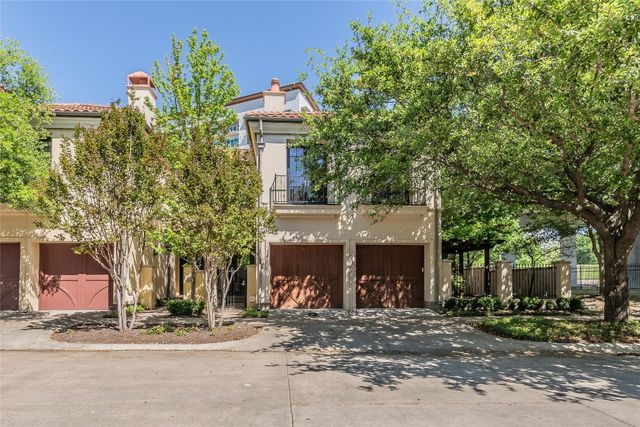 1137 Picasso Dr, Fort Worth, TX 76107