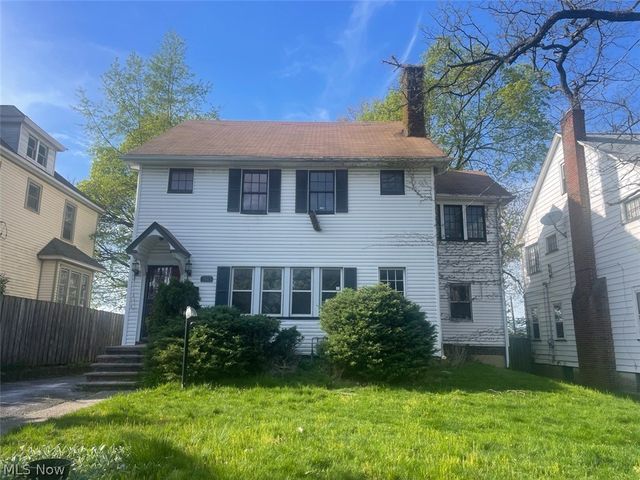 2983 Hampshire Rd, Cleveland Heights, OH 44118
