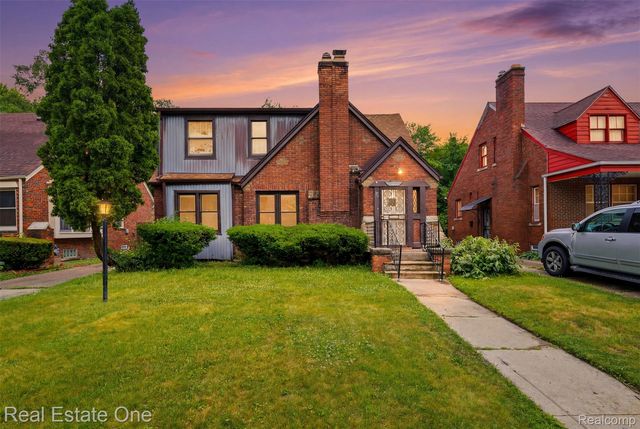 15464 Lindsay St, Detroit, MI 48227