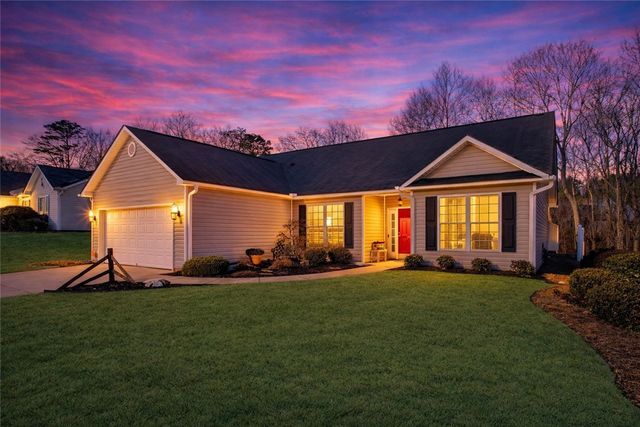 132 Fledgling Way, Easley, SC 29642