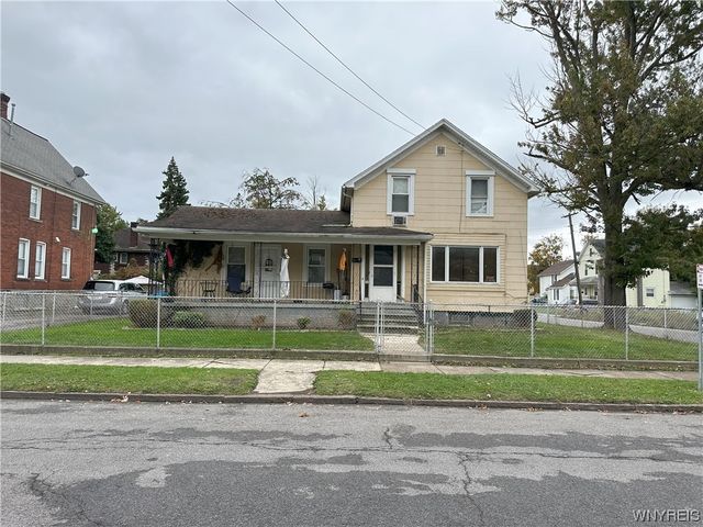 1303 Ontario Ave, Niagara Falls, NY 14305