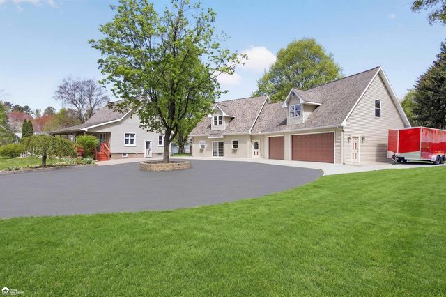 2292 N  Belsay Rd, Burton, MI 48509