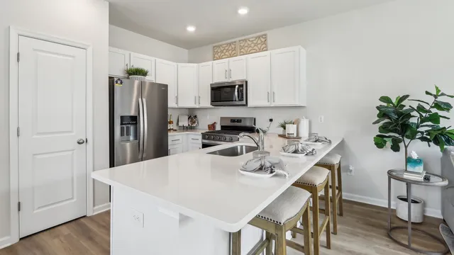270 Hermosa Dr, Egg Harbor Township, NJ 08234