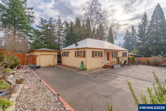 3330 SW 87th Ave, Portland, OR 97225