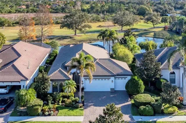 7833 Valderrama Way, Lakewood Ranch, FL 34202