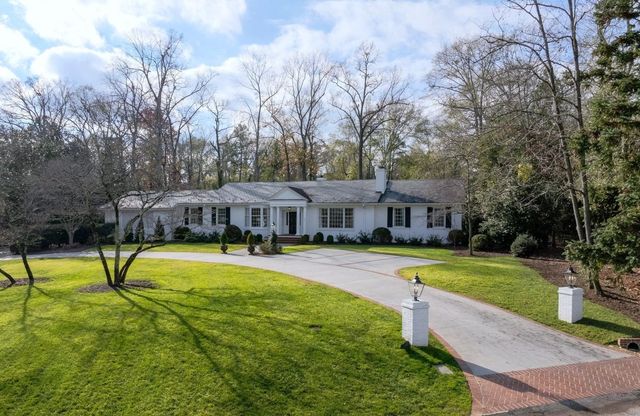 1038 Glendalyn Cir, Spartanburg, SC 29302