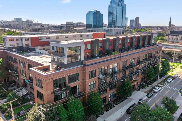 600 Broadway Ave NW #615, Grand Rapids, MI 49504