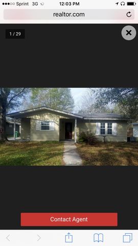 1217 Country Club St, Pascagoula, MS 39567