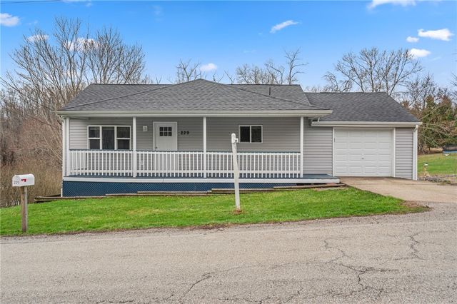 229 Miller Rd, Washington, PA 15301