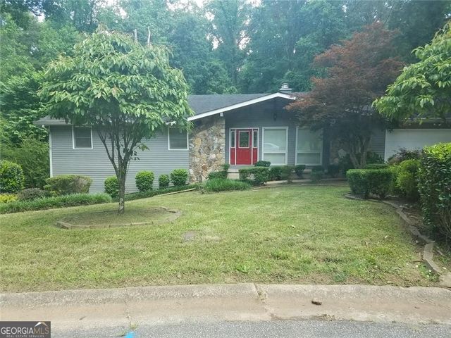 676 Elam Forest Ct, Stone Mountain, GA 30083