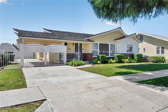 9470-9472 Foster Rd, Bellflower, CA 90706