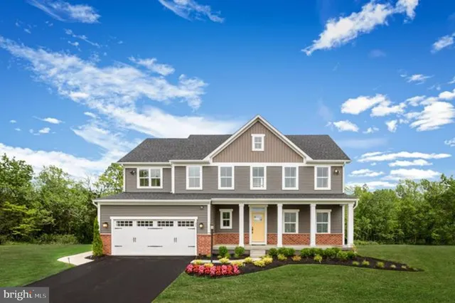 204 Harrier Dr, Mechanicsburg, PA 17050