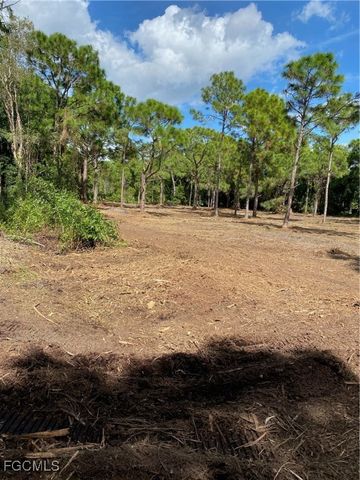 8746 Nome Ct, Saint James City, FL 33956