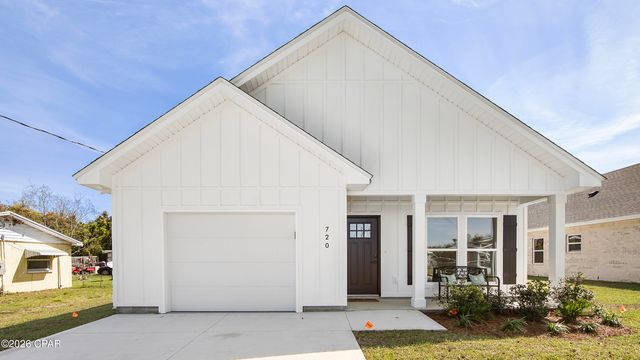 720 School Ave, Panama City, FL 32401