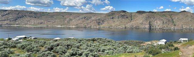4576 Plum Point E, Grand Coulee, WA 99133