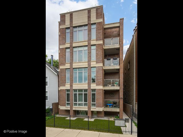 3048 N  Sheffield Ave  #3, Chicago, IL 60657