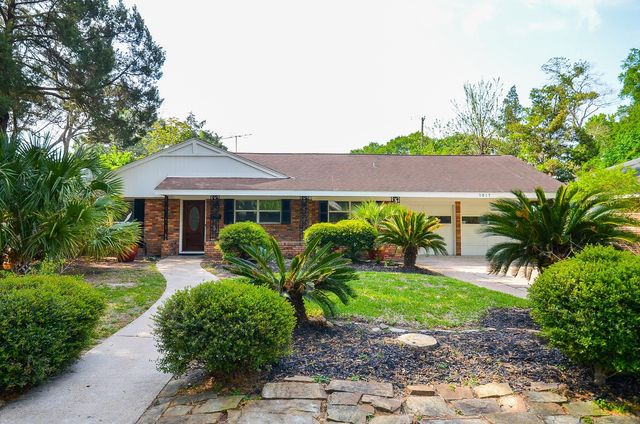 9817 Cedardale Dr, Houston, TX 77055