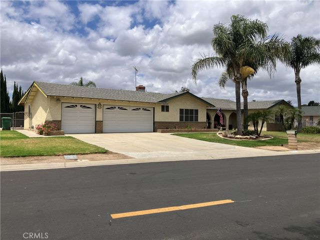 2678 Bronco Ln, Norco, CA 92860