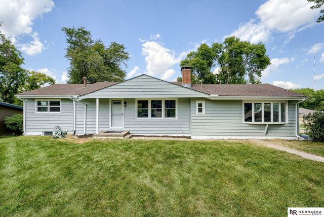 8108 Meredith Ave, Omaha, NE 68134