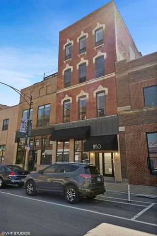 850 N  Milwaukee Ave #302, Chicago, IL 60642