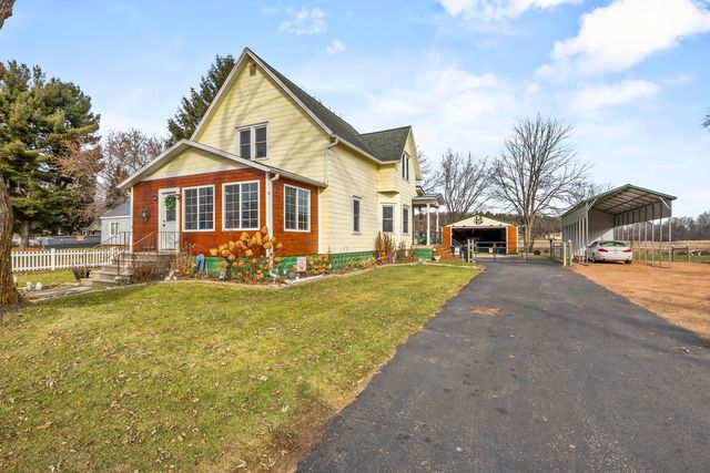 602 W  Main St, Wautoma, WI 54982