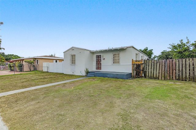 3940 NW 2nd St, Miami, FL 33126