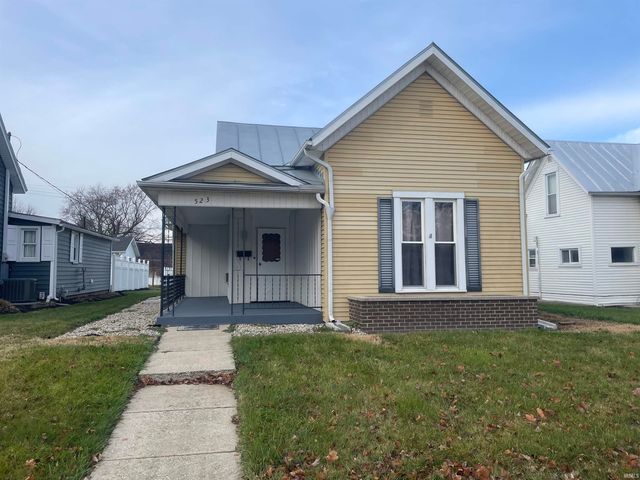 523 N  East St, Winchester, IN 47394