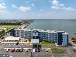 302 32nd St #505, Ocean City, MD 21842