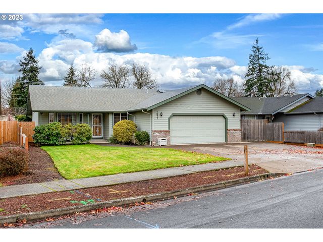 1577 T St, Springfield, OR 97477