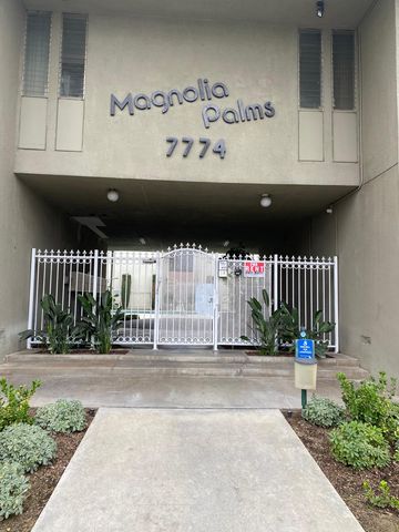 7774 Magnolia Ave #3, Riverside, CA 92504