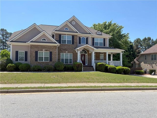 125 Susan Ln, Fayetteville, GA 30215