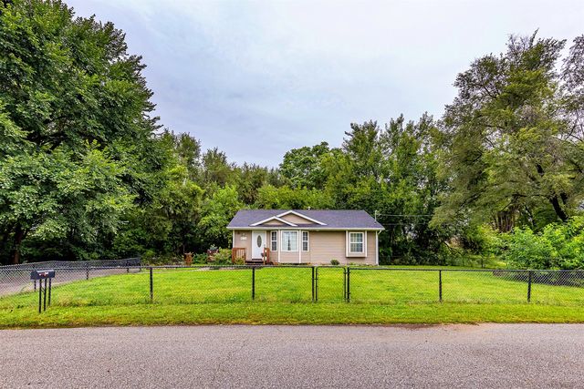 624 SE 8th St, Des Moines, IA 50309
