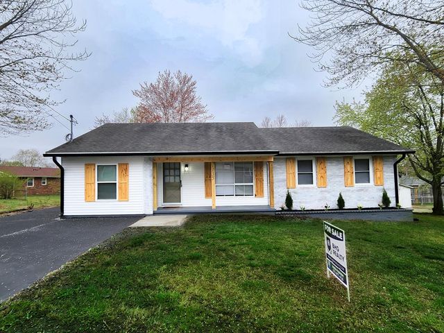 735 Boone Dr, Madisonville, KY 42431