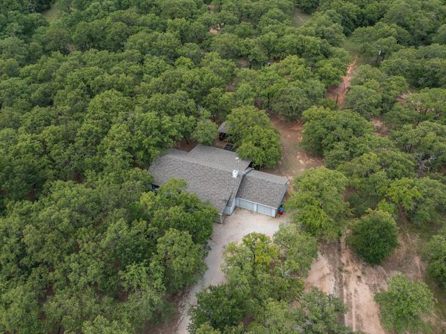 237 County Road 1691, Sunset, TX 76270