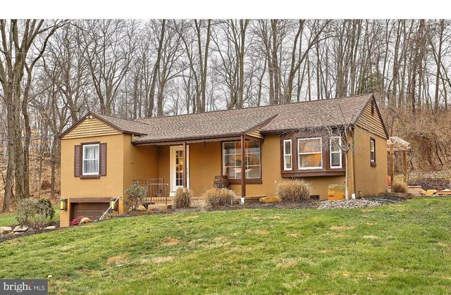 4195 Painted Sky Rd, Reading, PA 19606