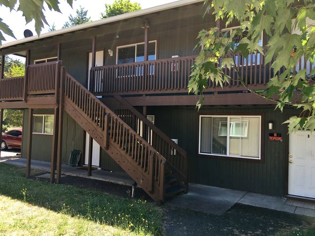536 S  42nd St   #A, Springfield, OR 97478