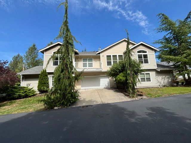 3301 Park Ln, Mount Vernon, WA 98273