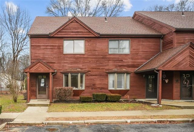 24 Wyndham Lndg #24, Danielson, CT 06239