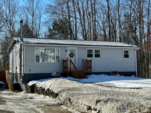 259 Meadow Hill Road, Manchester, ME 04351