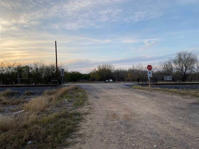 Interstate Highway 35, Encinal, TX 78019