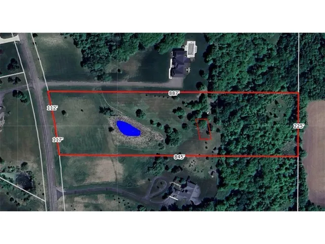 8634 Whisper Creek Trl, Rockford, MN 55373