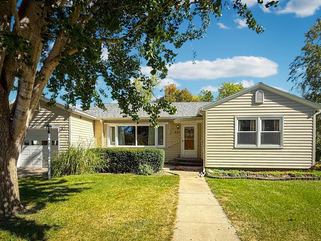 201 SE 2nd St, Ogden, IA 50212