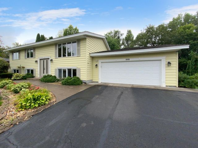 2416 75th St E, Inver Grove Heights, MN 55076