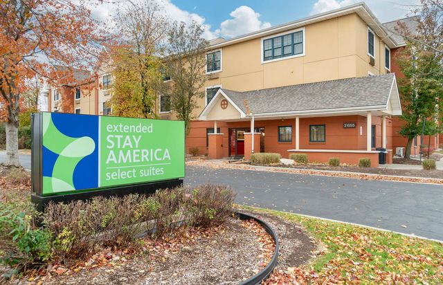 21555 Haggerty Rd #680, Novi, MI 48375