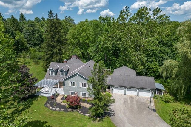 6435 Chagrin River Rd, Bentleyville, OH 44022