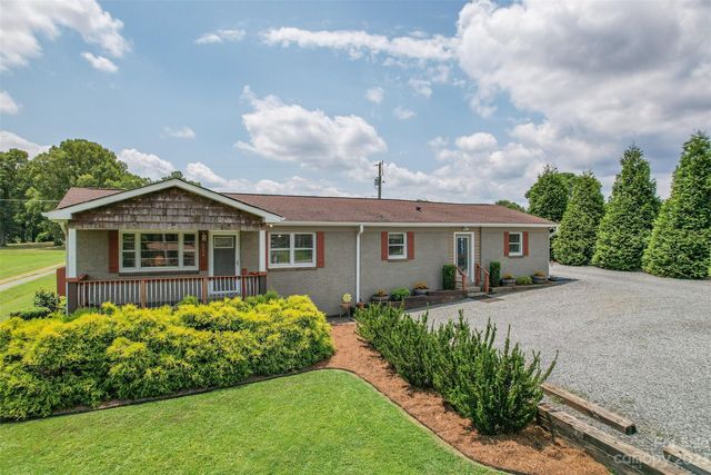 6304 Indian Trail Fairview Rd, Indian Trail, NC 28079