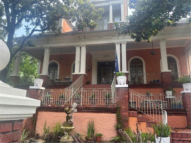 1819 Esplanade Ave, New Orleans, LA 70116