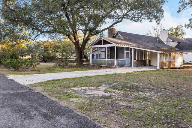 145 Midway Dr., Pawleys Island, SC 29585