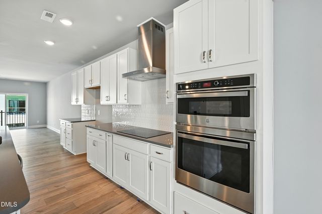 1232 S  Person St #201, Raleigh, NC 27601